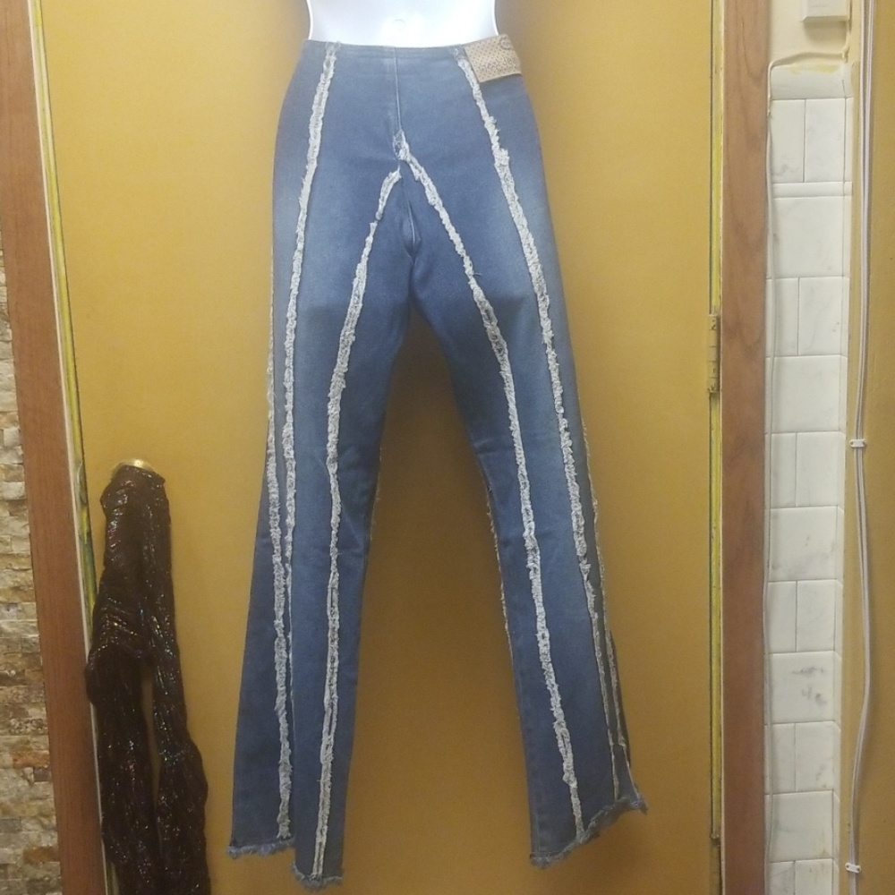 Jeans - Picture 6 of 8